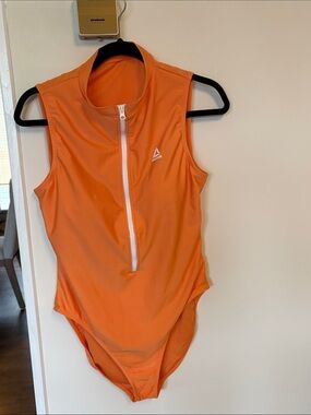 Reebok Bright Orange Zip Bathing suit   XXL but fits more like a size 12